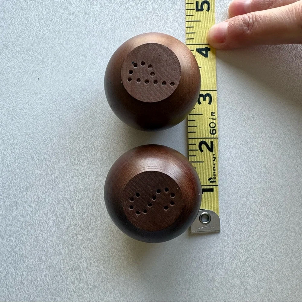 Mid-Century Modern wood salt and pepper shakers set with 4 wooden napkin rings